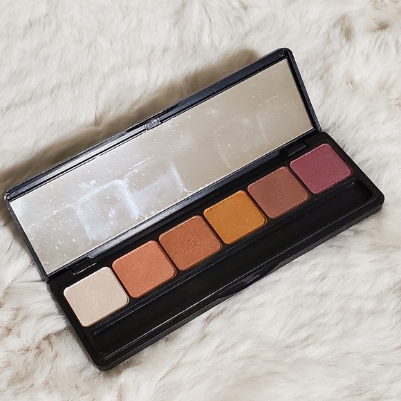 Various Eyeshadow Palette (Free) - Picture 2 of 4
